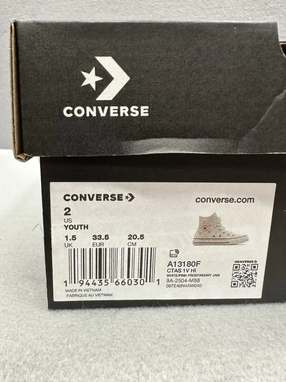 Converse Sneakers CTAS 1V Girls Size 2Y High Top White Pink Heart Print NIB